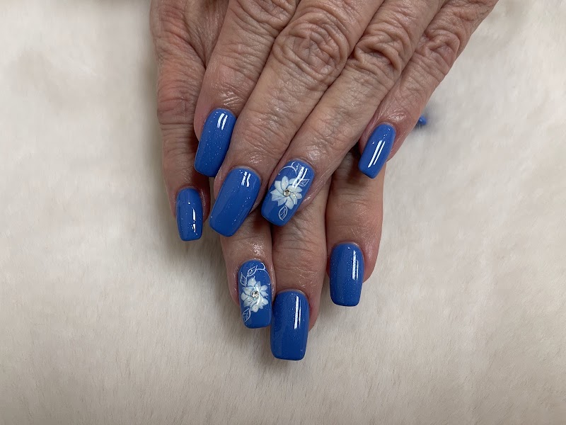 Happy Nails, nail salon in Hilton Head Island, SC, photo 1 of 10