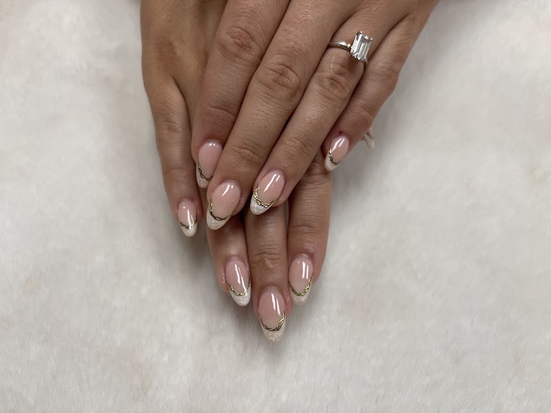 Happy Nails, nail salon in Hilton Head Island, SC, photo 6 of 10