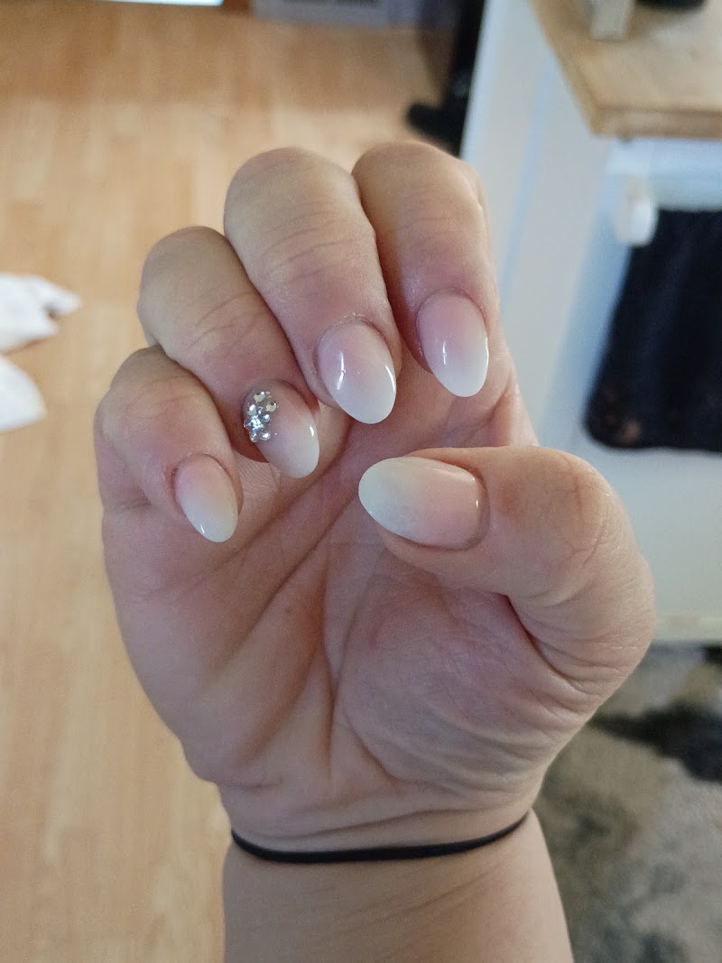 California Nails, nail salon in Ashland, WI, photo 1 of 10