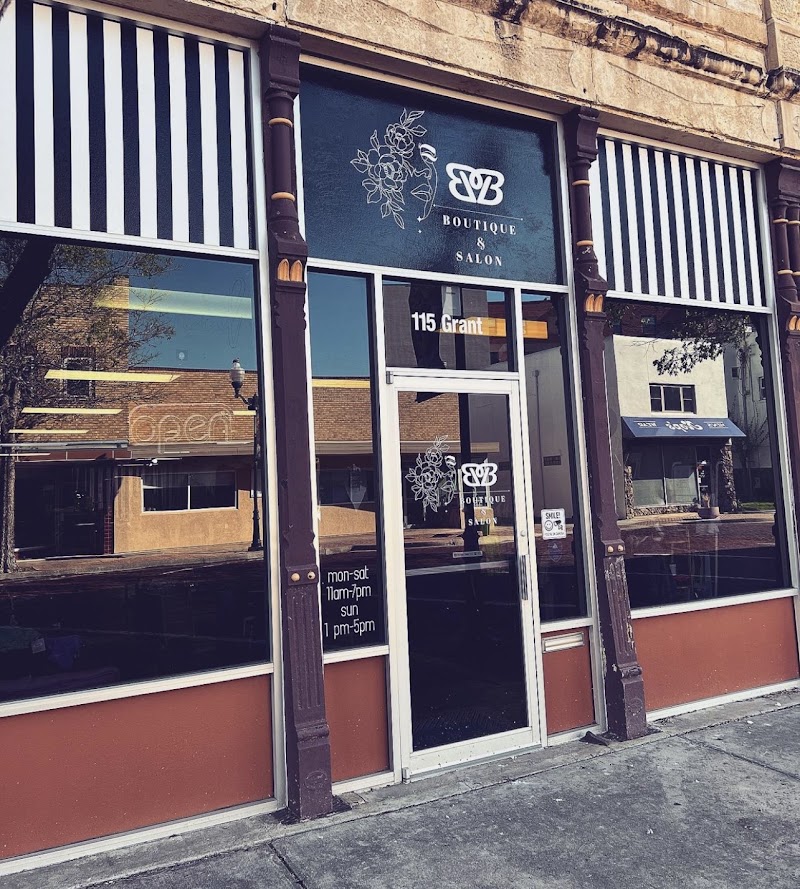 BB Boutique & Salon, clothing store in Garden City, KS, photo 3 of 10