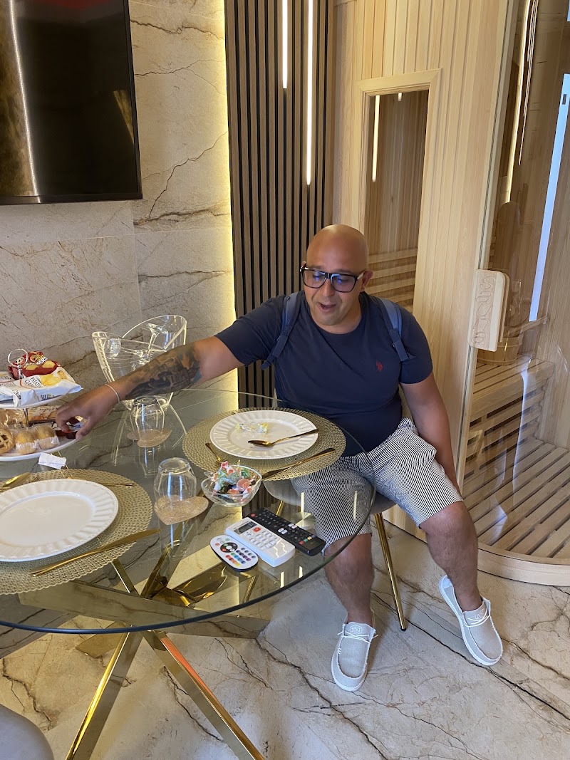 Raquel Suite And Spa, hotel in Palermo, Italy, photo 3 of 7