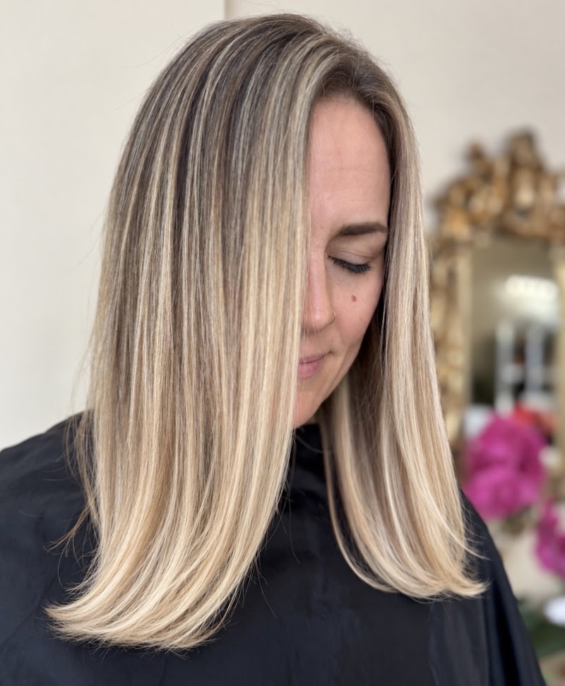 Bliss Hair and Nail Studio, beauty salon in Danville, VA, photo 5 of 10