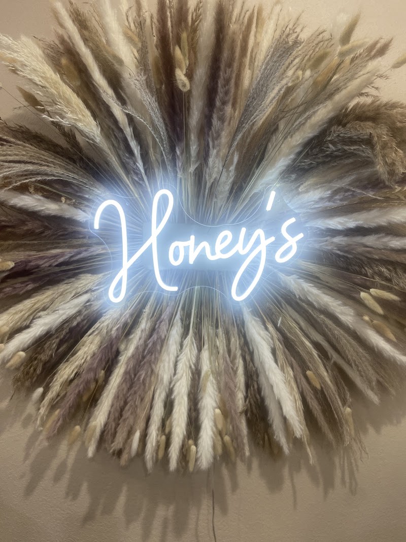 Honey’s Salon & Spa- formerly Jones & Co, beauty salon in Sikeston, MO, photo 1 of 3