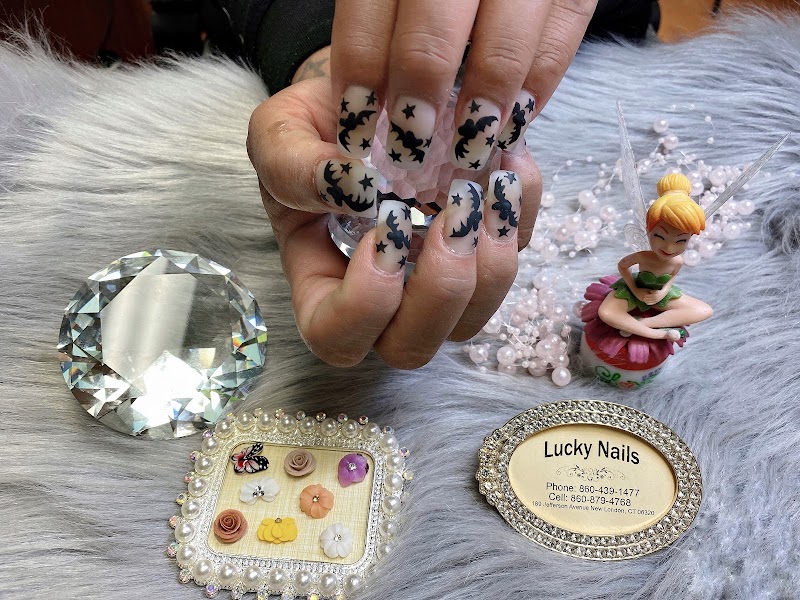 Lucky Nails, nail salon in New London, CT, photo 3 of 8