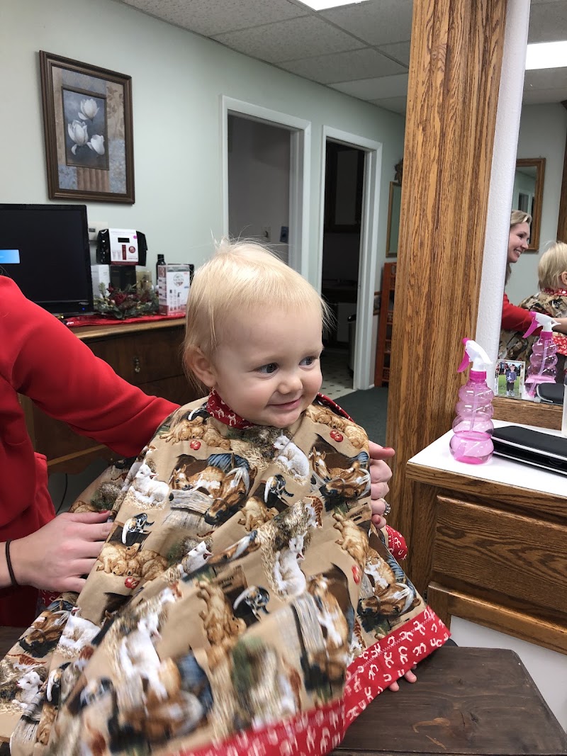The Rose Beauty Salon, beauty salon in Scottsbluff, NE, photo 2 of 10
