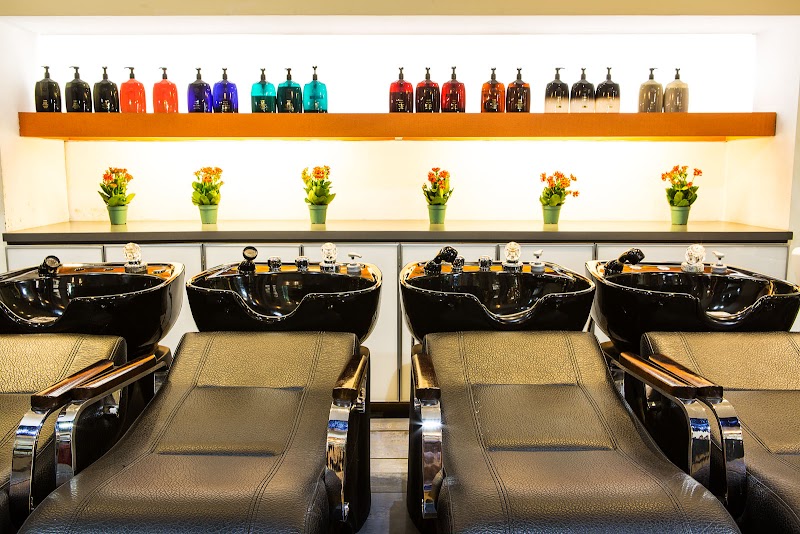 Cahra Salon & Spa, beauty salon in Gaithersburg, MD, photo 3 of 10