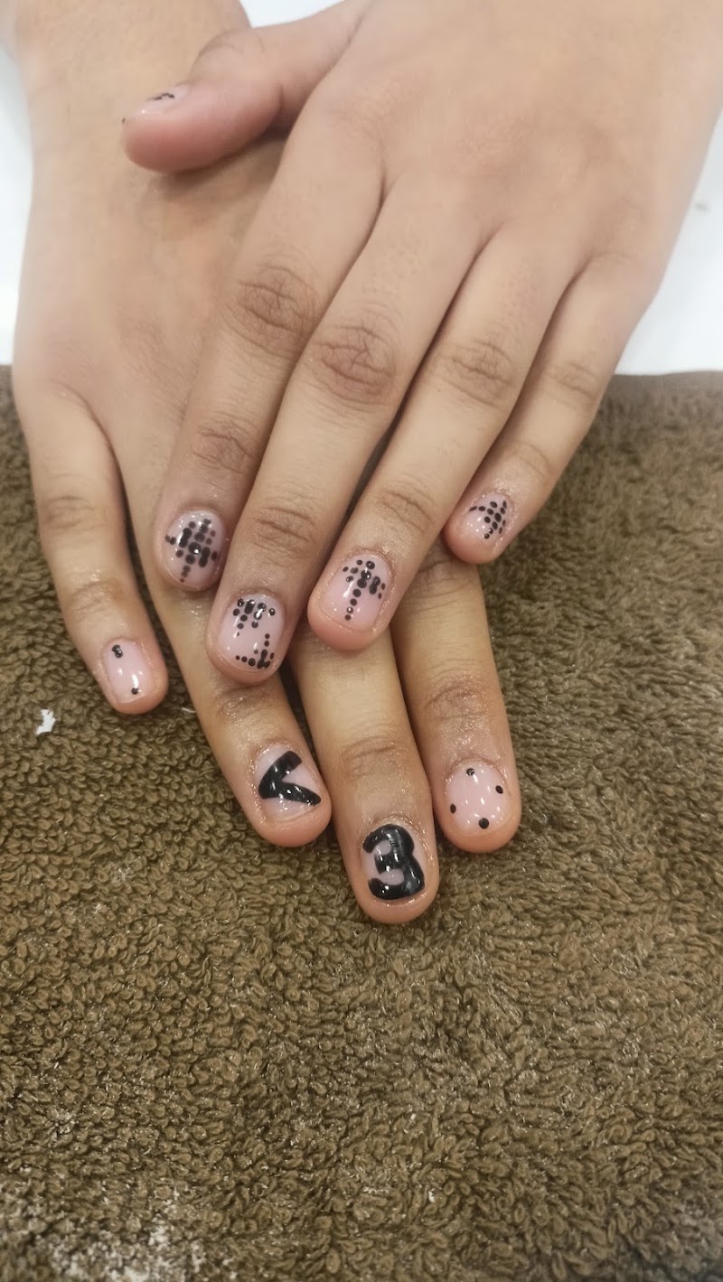 Enamel Nail Studio, nail salon in Gurugram, India, photo 5 of 10