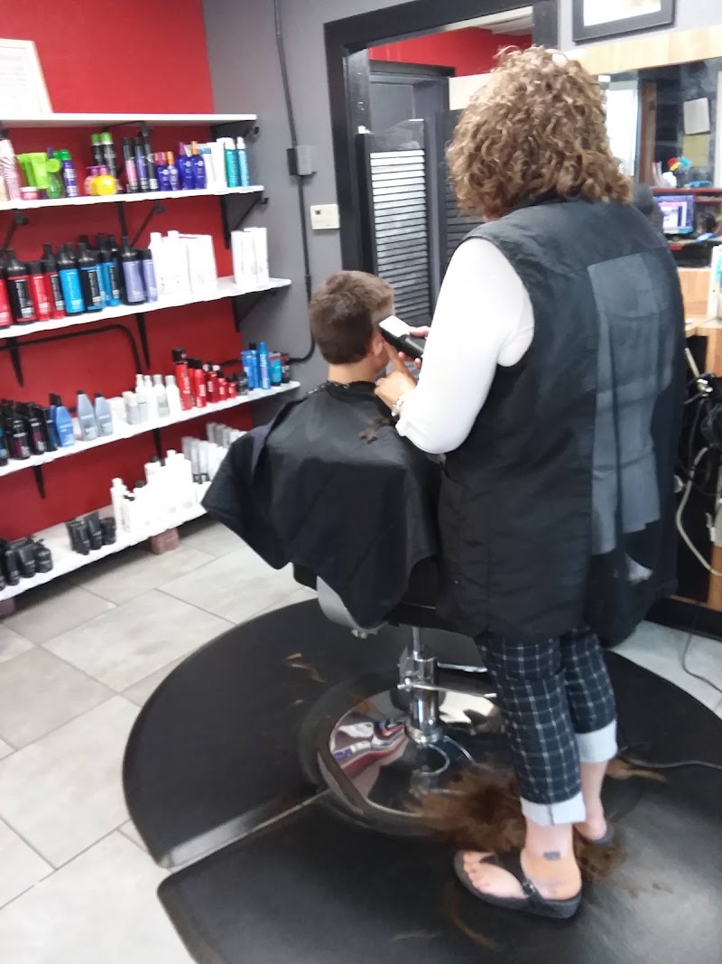 Anudu Hair Styling Studio, hair salon in Boone, IA, photo 2 of 10