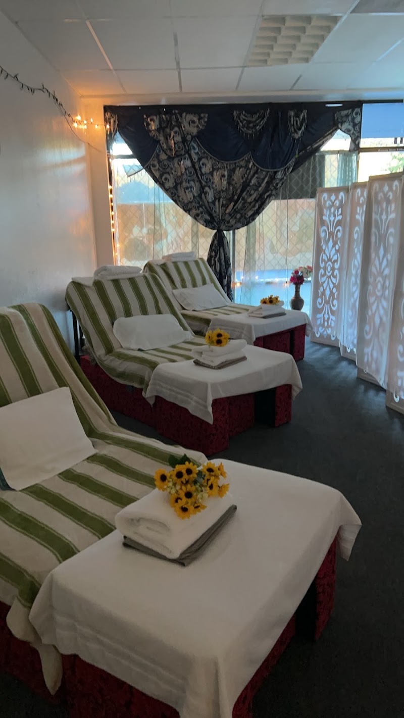 Goldenray Foot Spa, massage spa in Roseburg, OR, photo 2 of 6