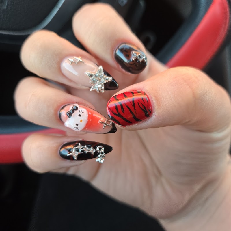 Sisters & Co Hair and Nail Studio, beauty salon in Port Angeles, WA, photo 2 of 9