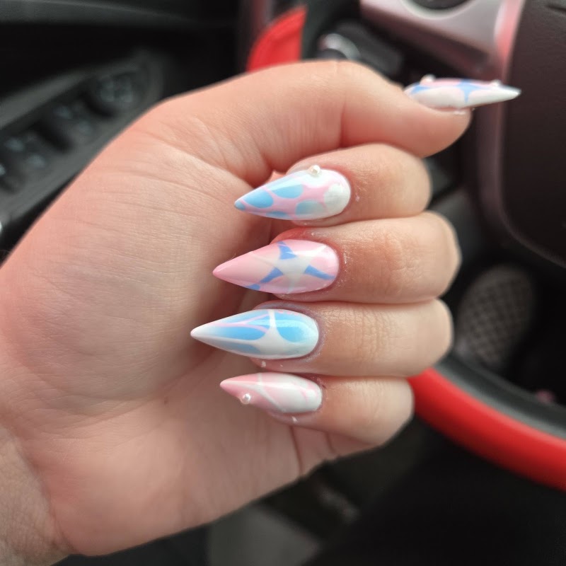 Sisters & Co Hair and Nail Studio, beauty salon in Port Angeles, WA, photo 5 of 9
