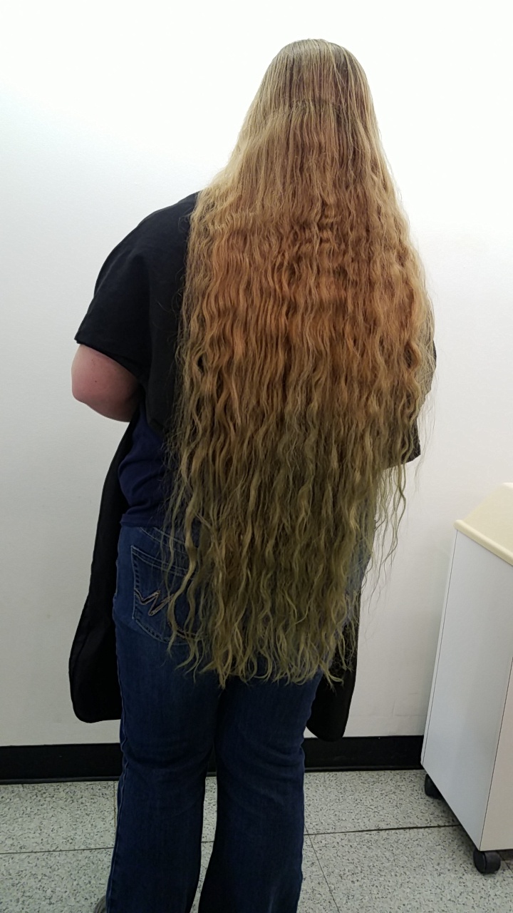 Franc's Salon & Spa, beauty salon in Norfolk, NE, photo 2 of 8