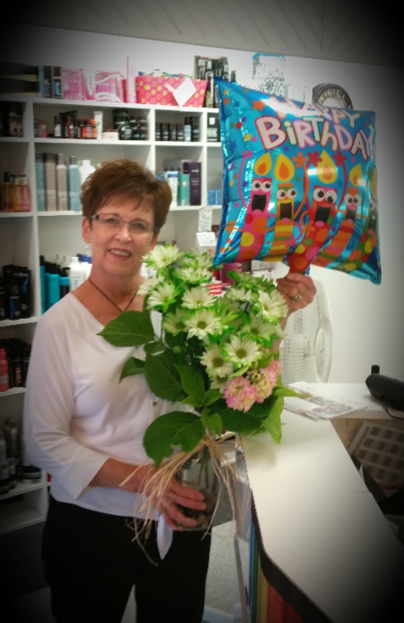 Franc's Salon & Spa, beauty salon in Norfolk, NE, photo 5 of 8