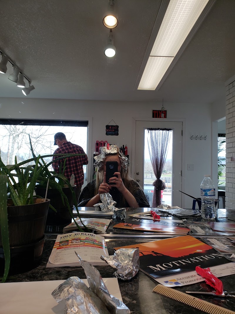 All About Me Salon, beauty salon in Roseburg, OR, photo 2 of 10