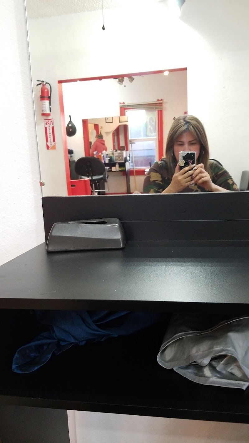 El Noa Nao Salon De Belleza, beauty salon in Commerce City, CO, photo 3 of 3