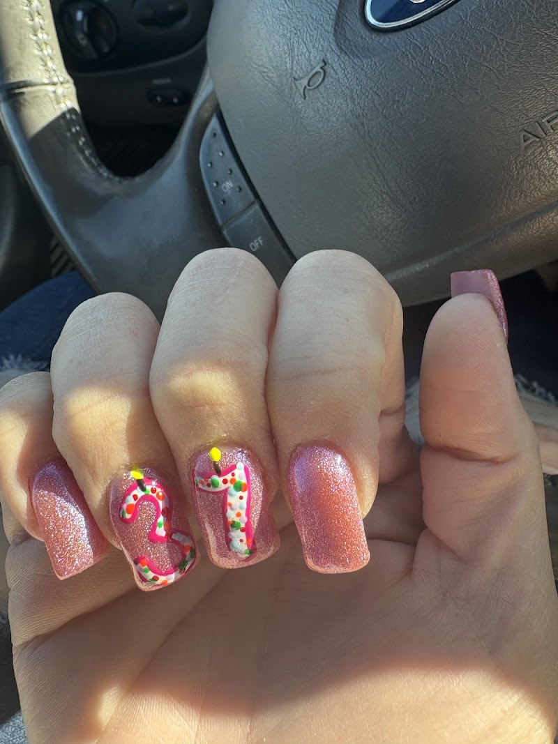 Pretty in Pink Salon, beauty salon in Bullhead City, AZ, photo 2 of 10