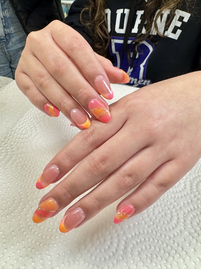 Hollywood Nails, nail salon in Plymouth, MA, photo 1 of 10