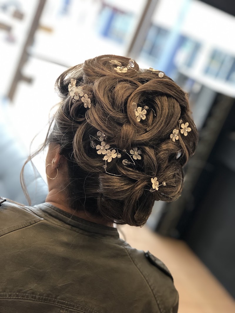 Kandys Kutz, beauty salon in Thornton, CO, photo 3 of 10