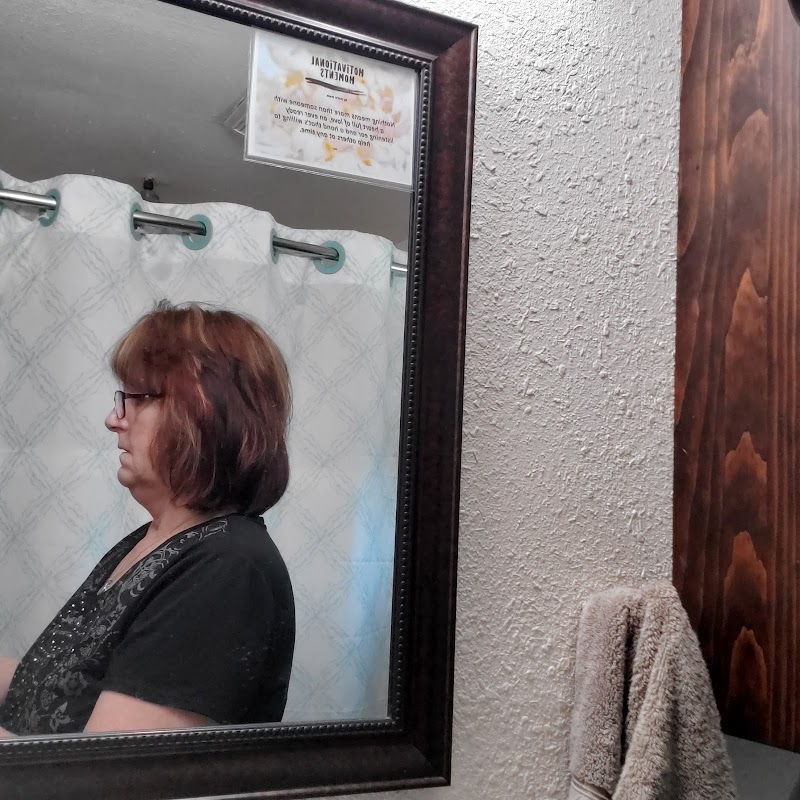 The Hair Place, beauty salon in Albert Lea, MN, photo 5 of 10
