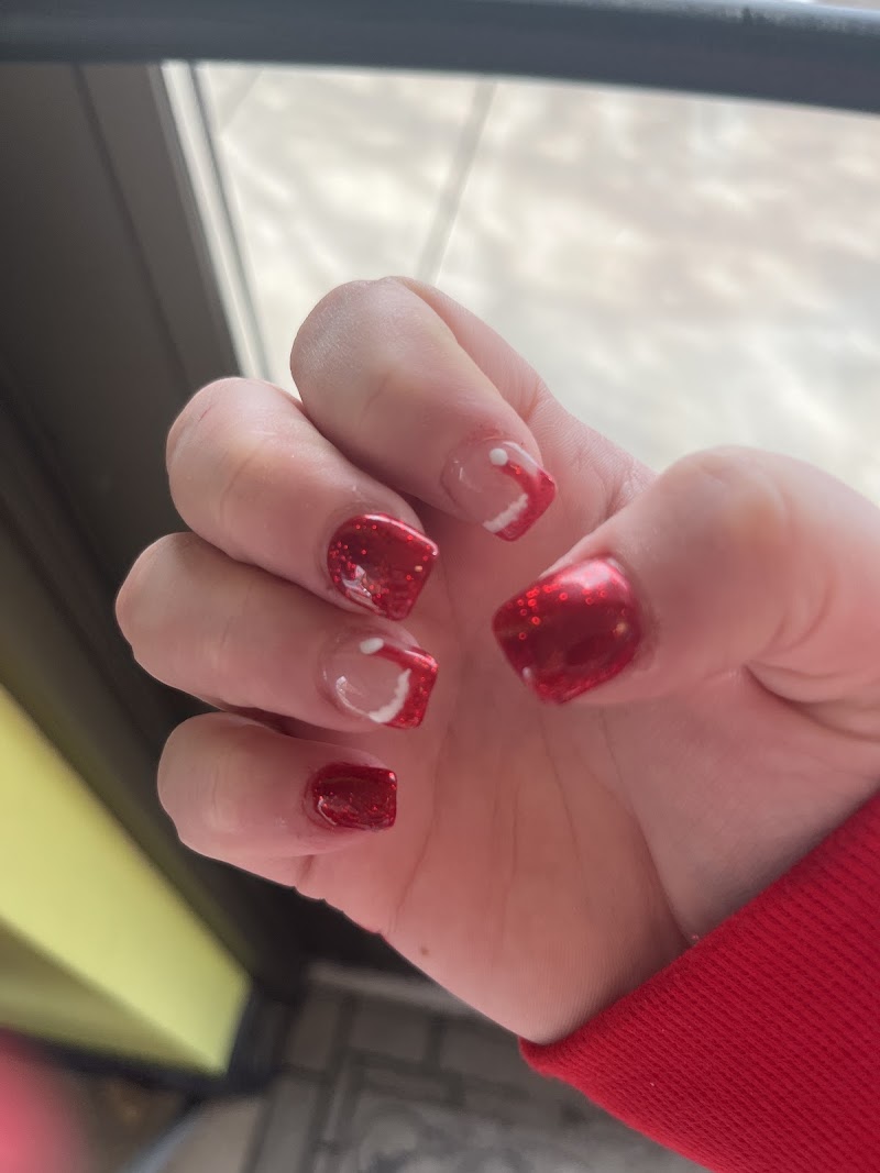 Modern Nails, nail salon in Heath, OH, photo 3 of 10