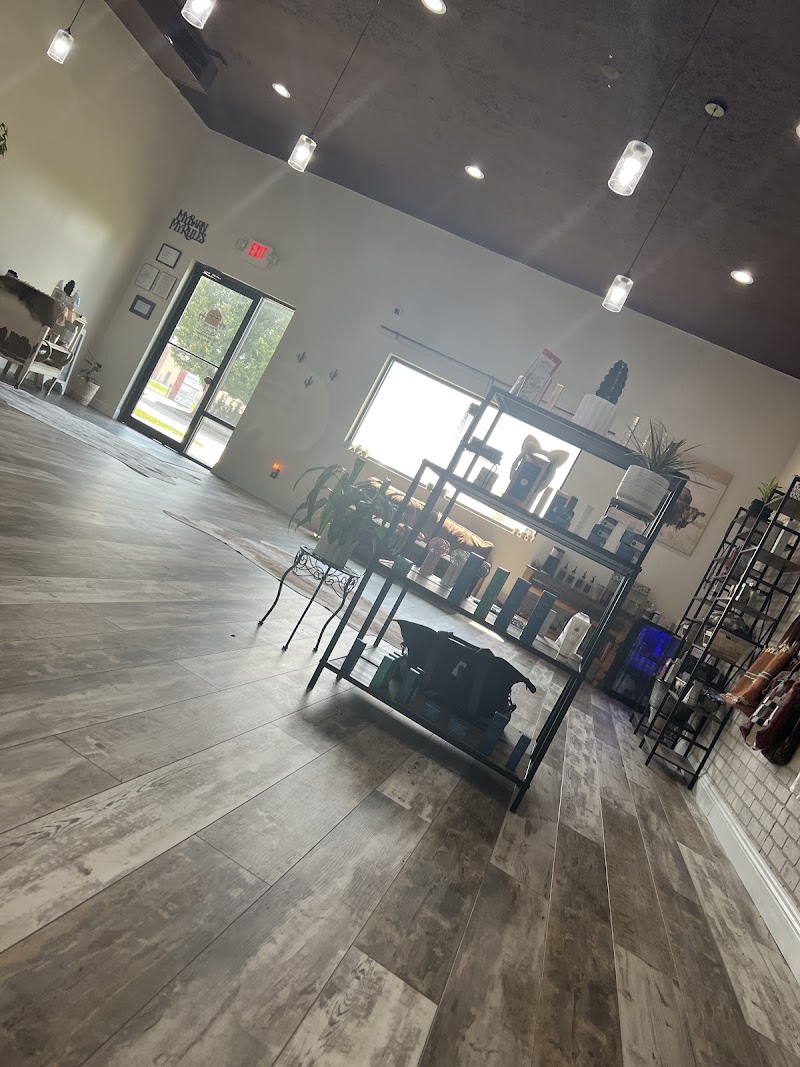 The Beauty Barn Co., beauty salon in North Platte, NE, photo 3 of 10
