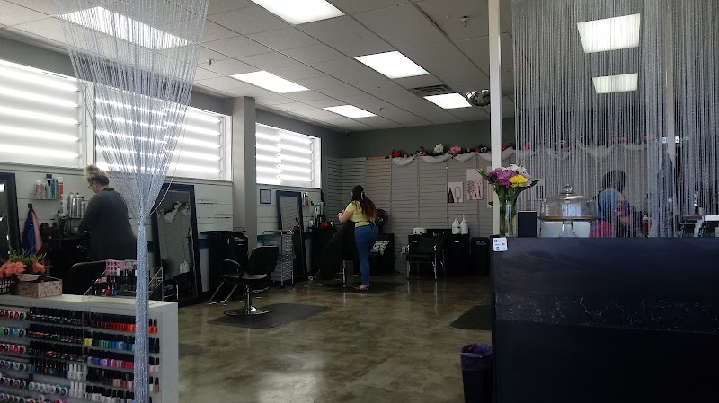Hello Gorgeous Salon & Spa, beauty salon in Clinton, IA, photo 6 of 10