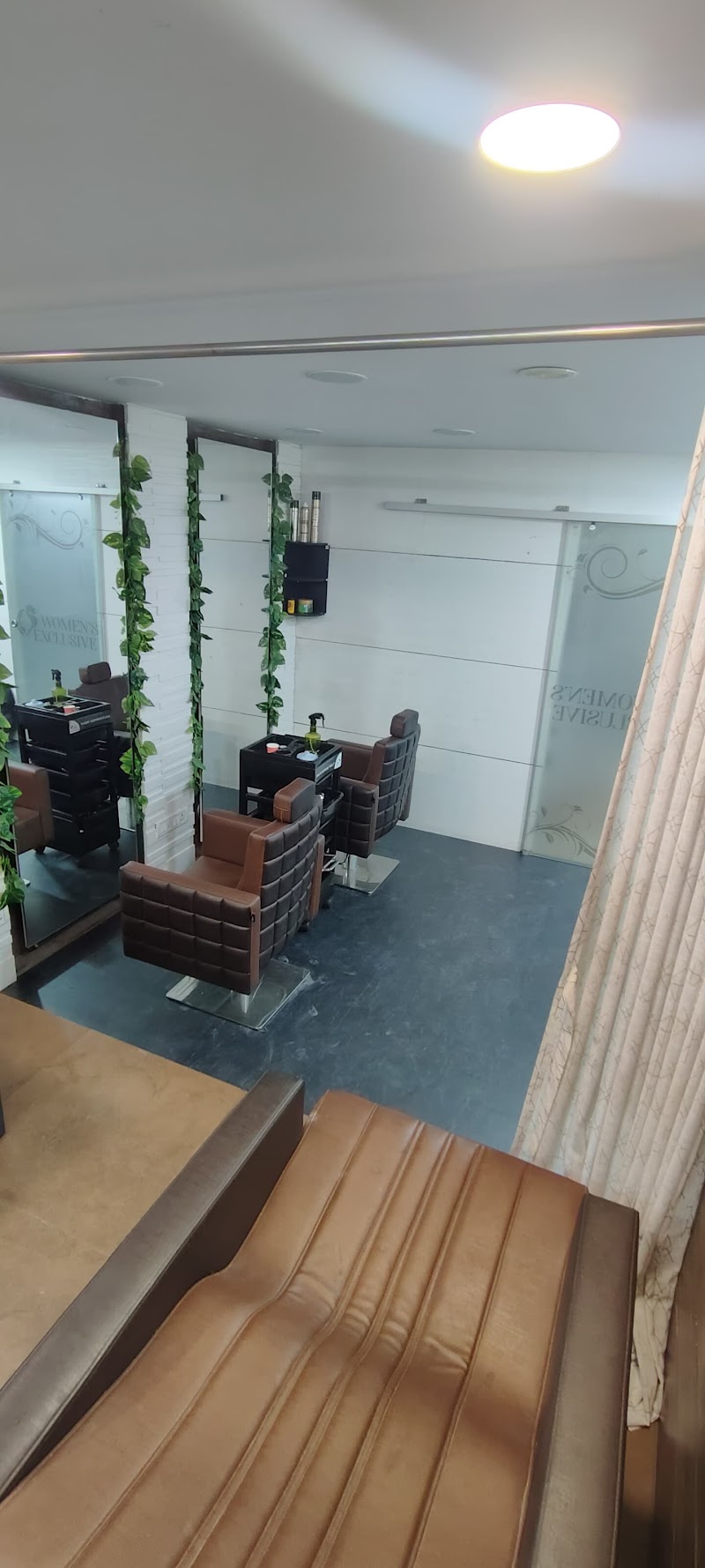 HABN STUDIO Unisex salon, hair salon in Visakhapatnam, India, photo 3 of 10