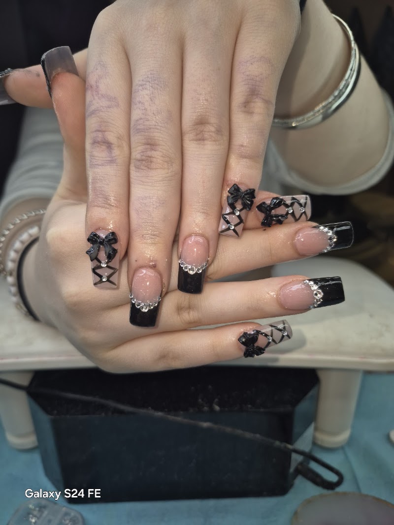 Luminess Spa and Candel Co. LLC, beauty salon in Fort Dodge, IA, photo 6 of 10