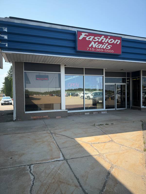 FASHION NAILS, nail salon in Rhinelander, WI, photo 6 of 9