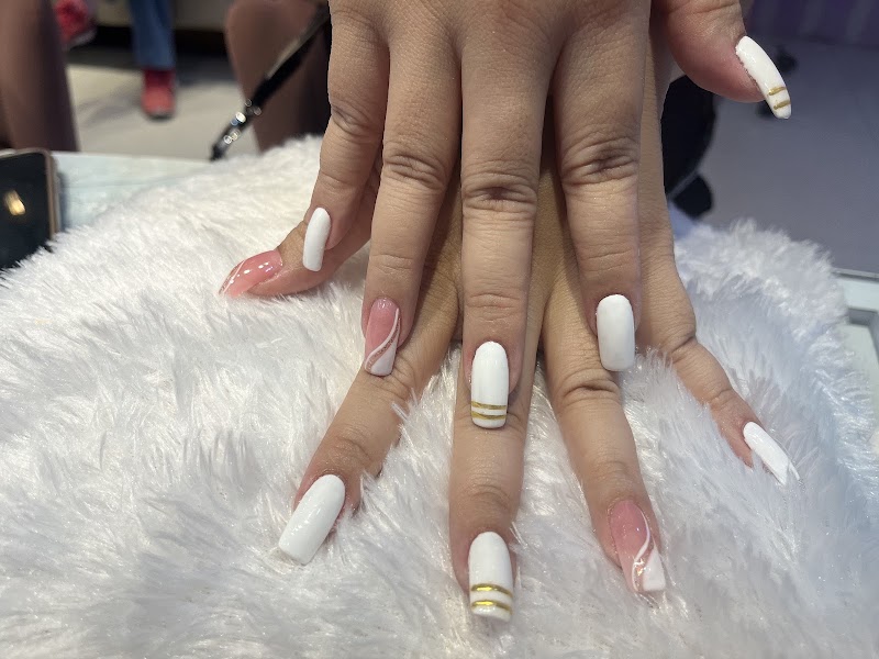 Nail & lash factory - Best Nail and lash Studio in Dehradun, nail salon in Dehradun, India, photo 1 of 10