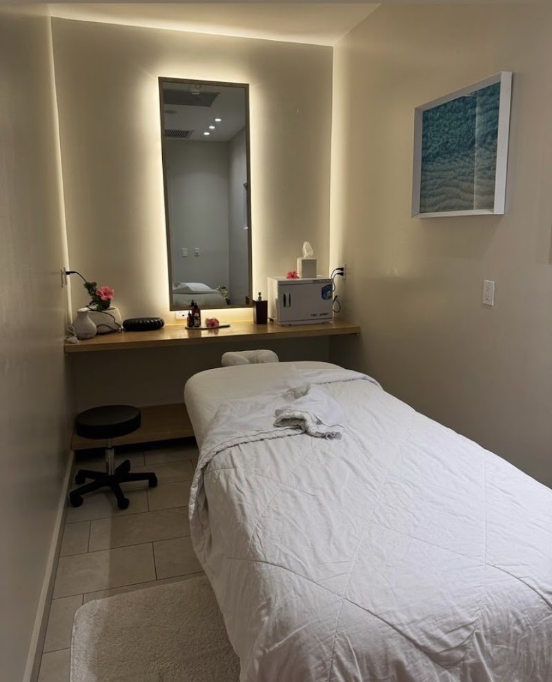 Aisha spa and massage wellness, massage spa in Michigan City, IN, photo 4 of 6