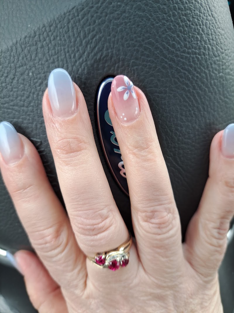 Appearance Hair Lounge and Nail Spa, beauty salon in Findlay, OH, photo 2 of 10