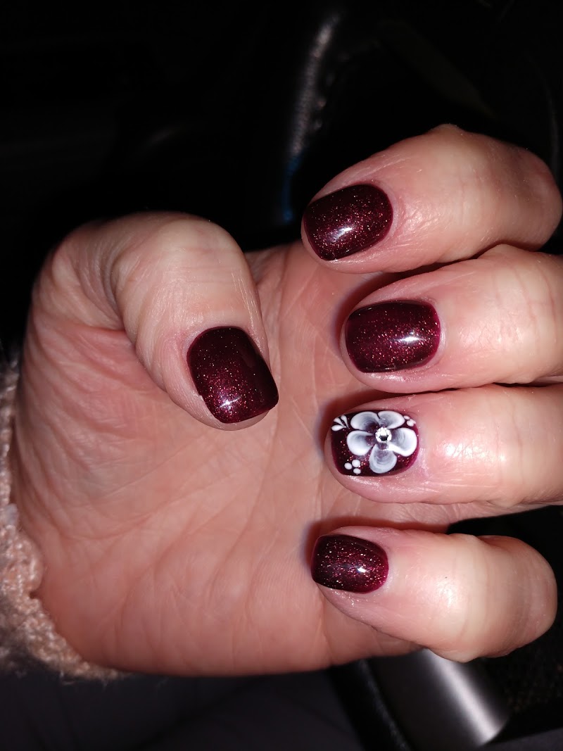 J P Nails, nail salon in Rhinelander, WI, photo 5 of 10