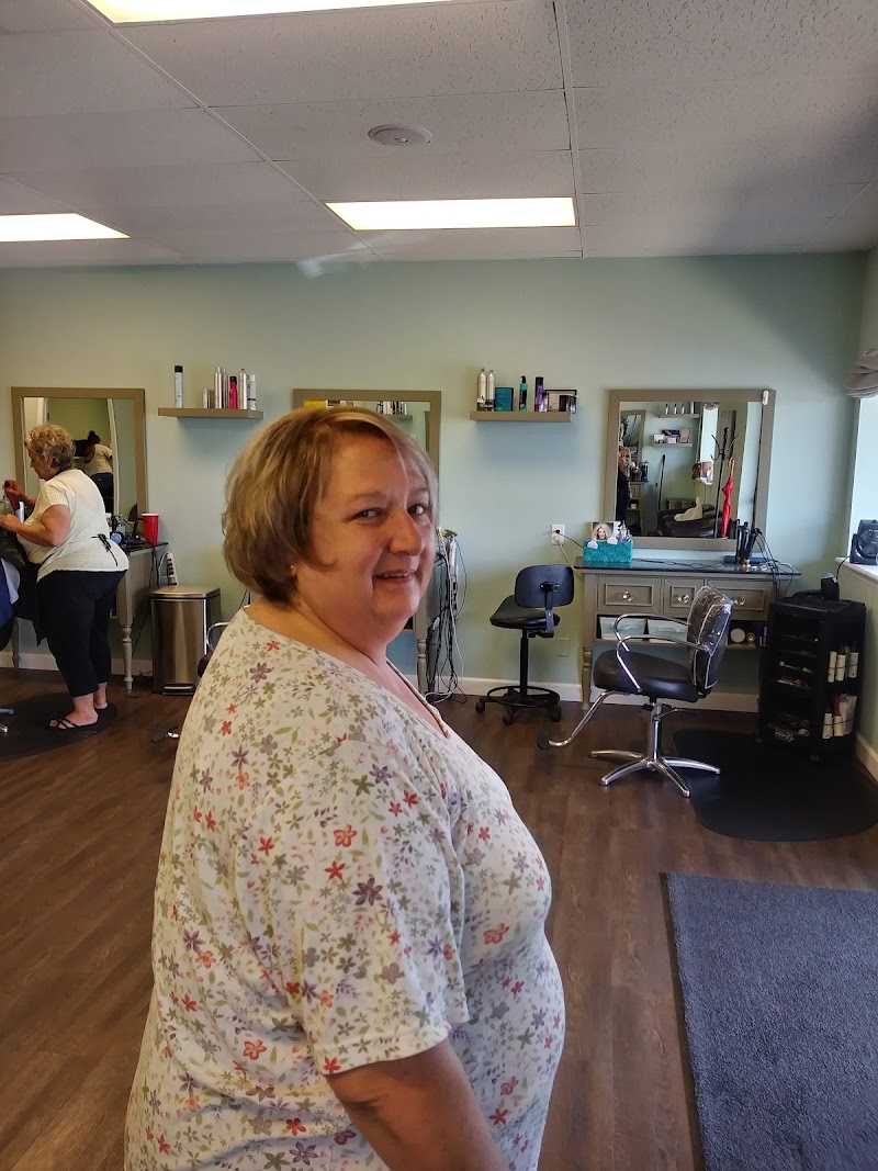 Harmony Salon Group, beauty salon in Godfrey, IL, photo 1 of 10