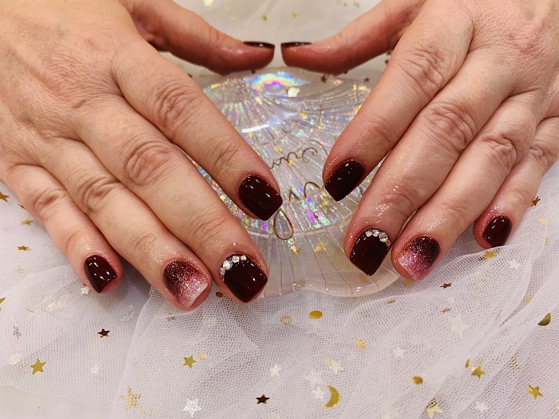 Billionails & Spa, nail salon in Shelton, CT, photo 4 of 10