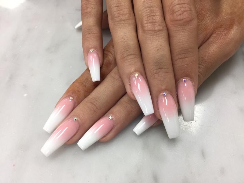Halo Nails & Spa, nail salon in Lower Township, NJ, photo 4 of 10