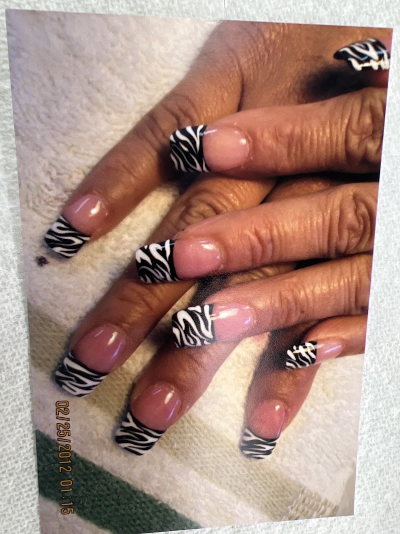 Lee Spa Nails, nail salon in Rocky Mount, NC, photo 6 of 10