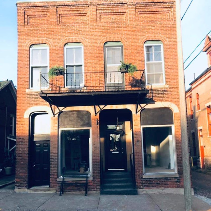 Brick House Society, beauty salon in Fort Madison, IA, photo 3 of 9
