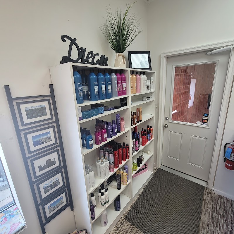 Uptown Hair, beauty salon in Austin, MN, photo 6 of 9