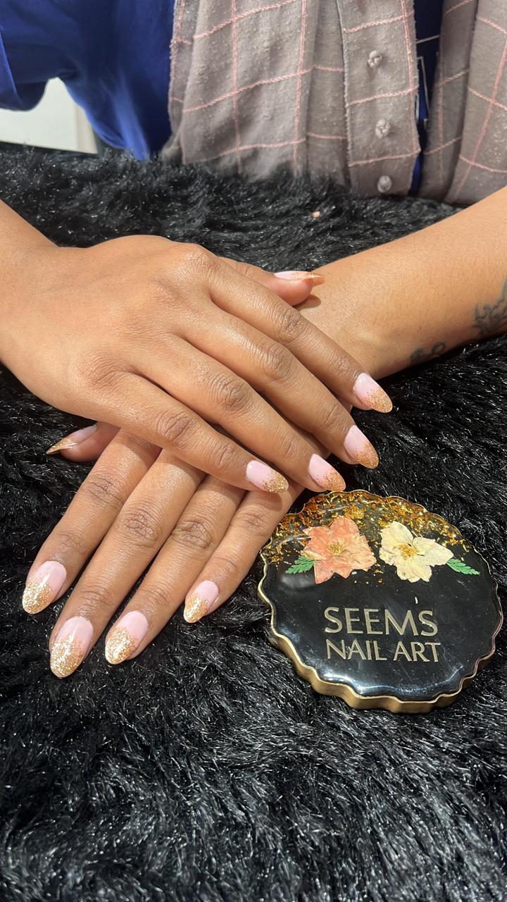Seem's nail station, nail salon in Vadodara, India, photo 2 of 10