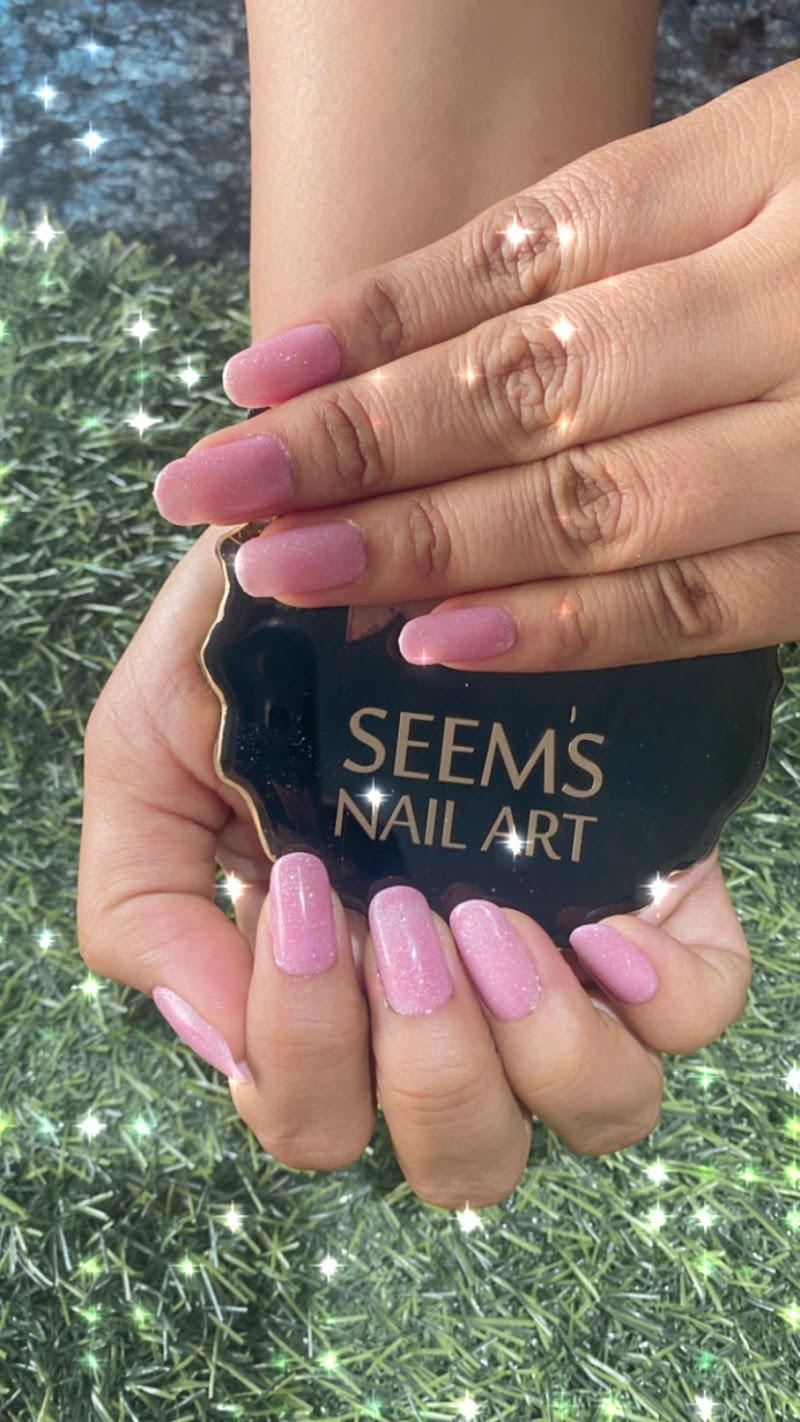 Seem's nail station, nail salon in Vadodara, India, photo 5 of 10