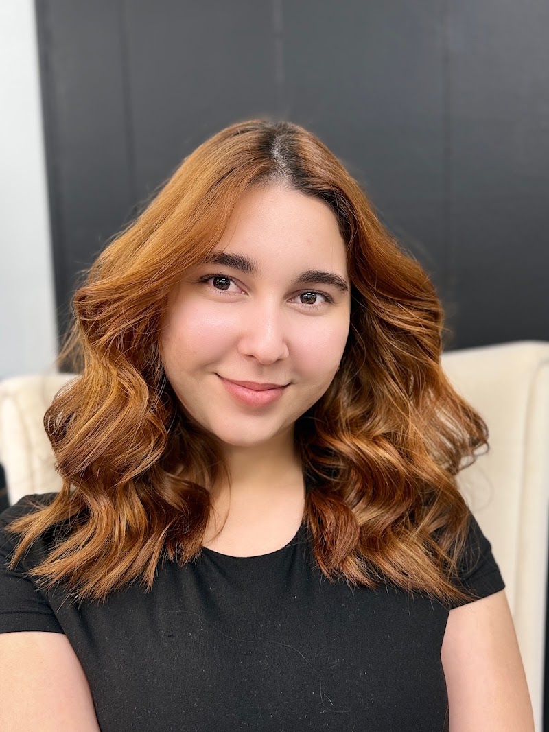 M & Y Beauty Salon, beauty salon in Elizabeth, NJ, photo 3 of 10