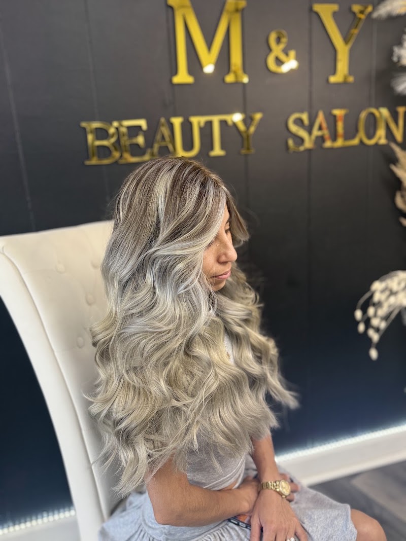 M & Y Beauty Salon, beauty salon in Elizabeth, NJ, photo 5 of 10