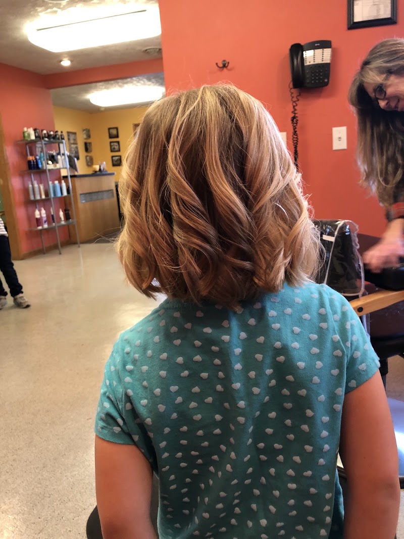 A Head of Time, beauty salon in Anderson, IN, photo 1 of 8