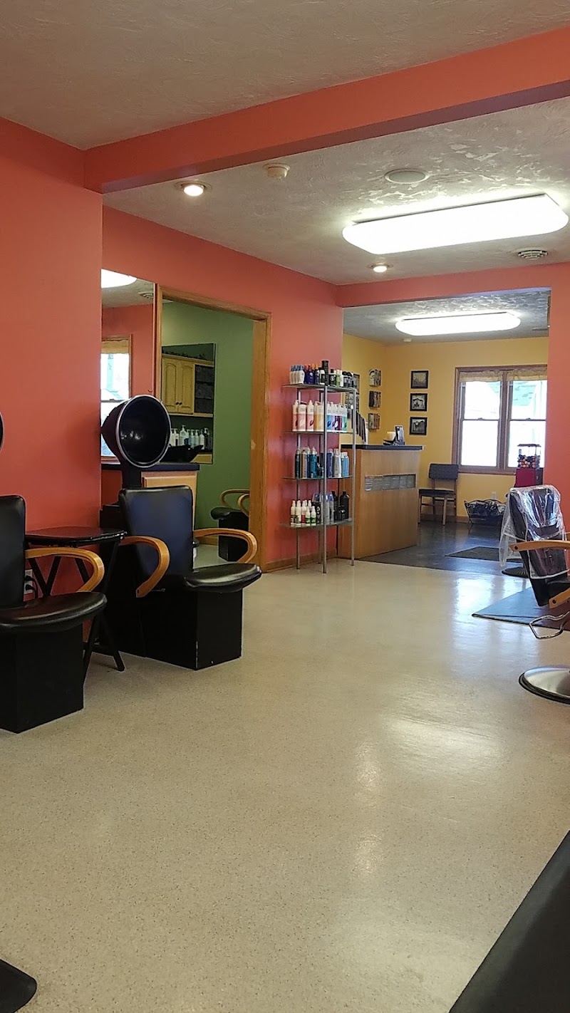 A Head of Time, beauty salon in Anderson, IN, photo 6 of 8