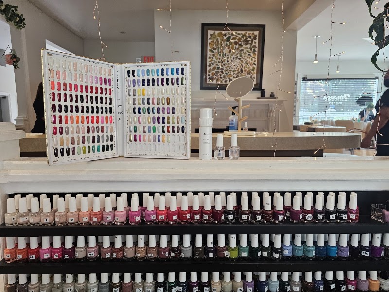 Finesse nails & spa, nail salon in Westport, CT, photo 6 of 10