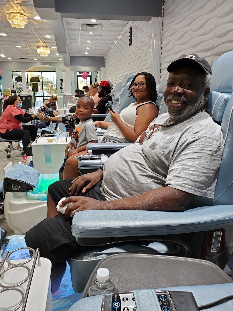 Exquisite Nails & Spa, nail salon in Goldsboro, NC, photo 3 of 10