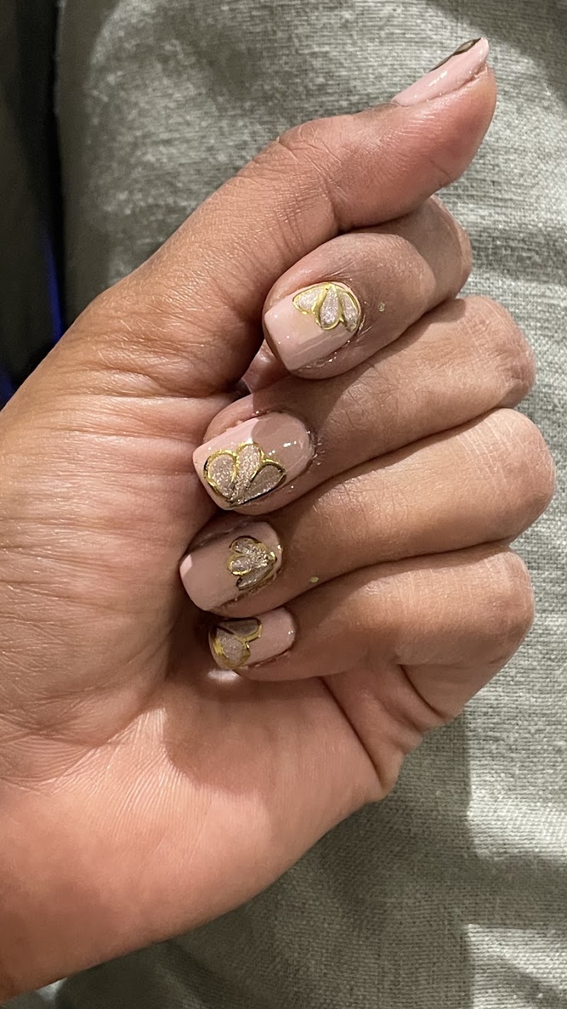 Nails cafe and academy by devyani bhopal, nail salon in Bhopal, India, photo 3 of 10