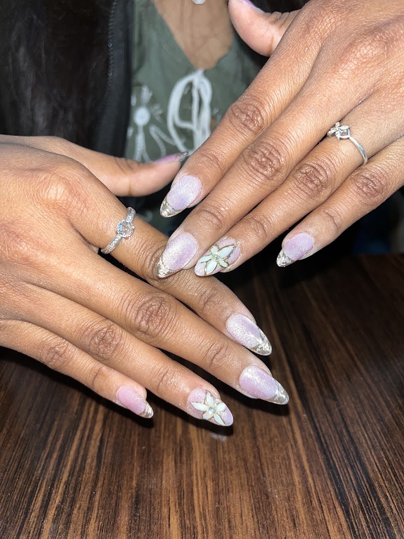 Nails cafe and academy by devyani bhopal, nail salon in Bhopal, India, photo 5 of 10
