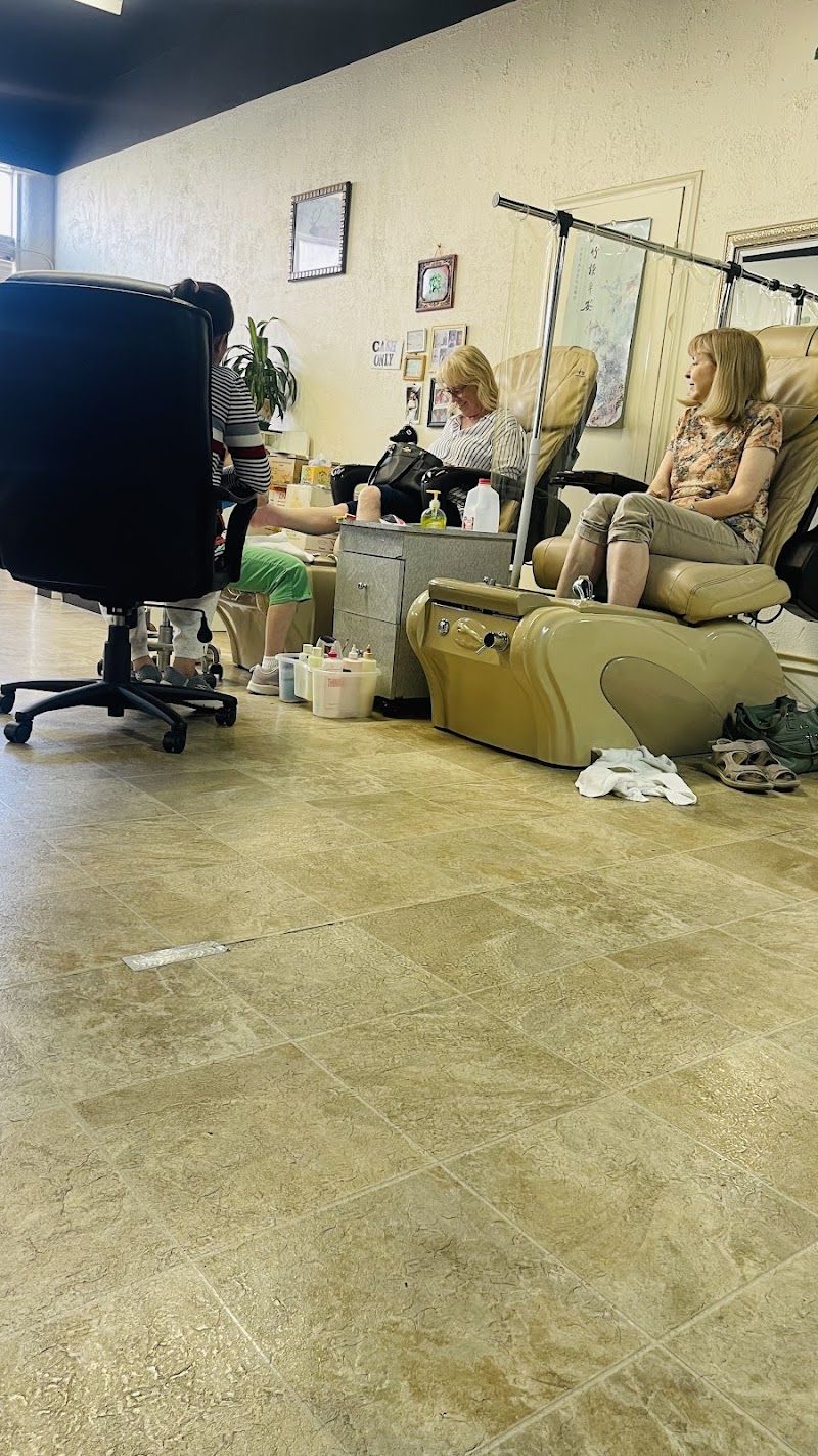 Hitek Nails, nail salon in La Grande, OR, photo 2 of 10